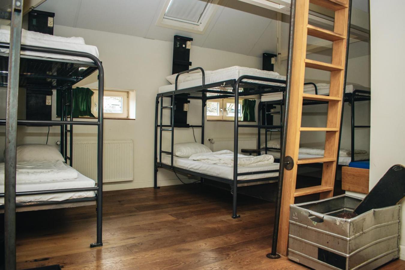King Kong Hostel Роттердам Экстерьер фото