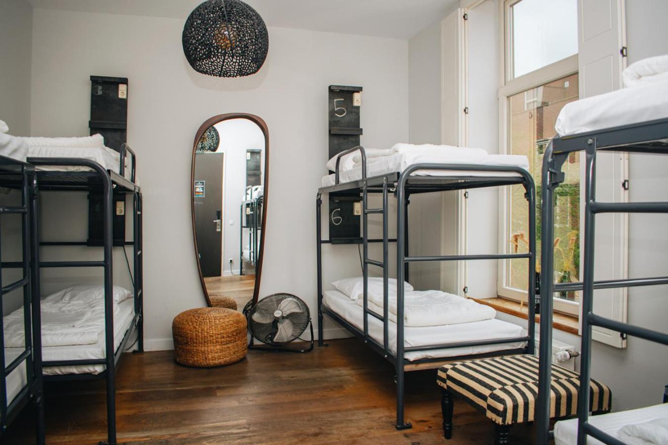 King Kong Hostel Роттердам Экстерьер фото