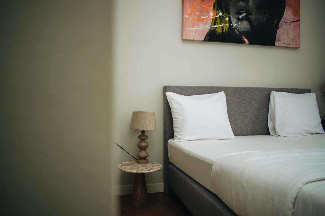 King Kong Hostel Роттердам Экстерьер фото