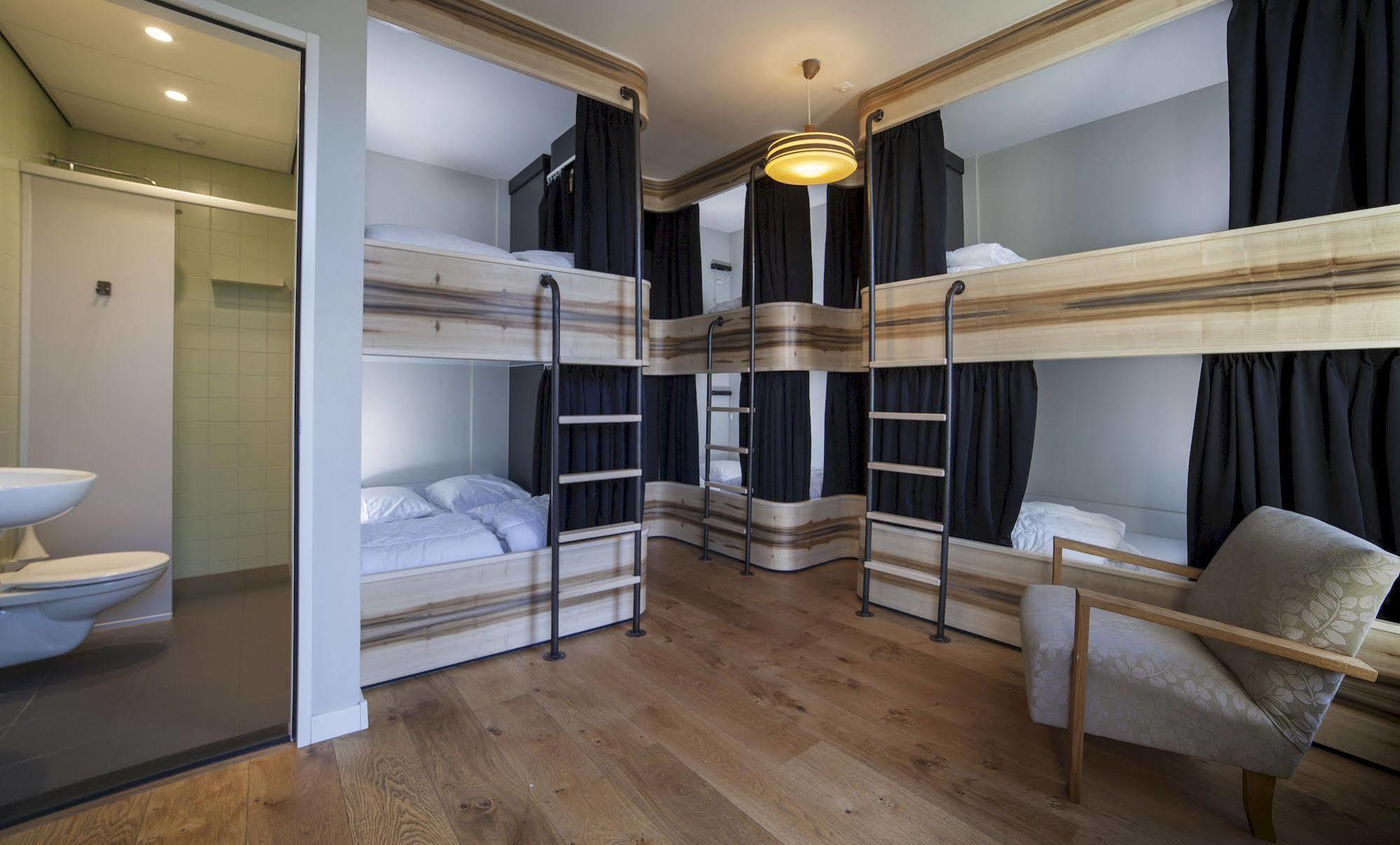 King Kong Hostel Роттердам Экстерьер фото